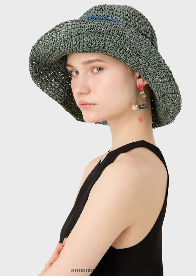γυναίκες Armani υφαντό καπέλο cloche από raffia με patch με λογότυπο 4046R6773