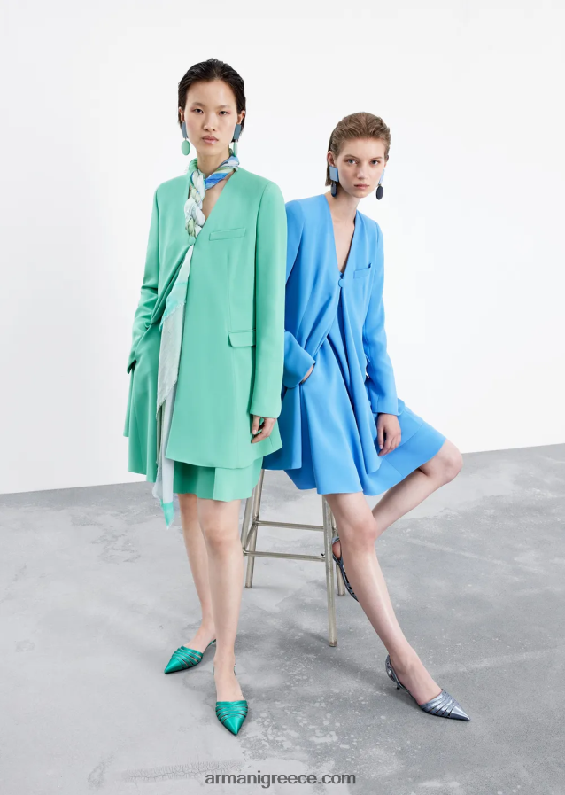 γυναίκες Armani αμάνικο, φαρδύ κρεπ φόρεμα 4046R683