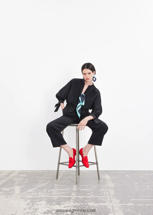 γυναίκες Armani τεχνικό σατέν μπλουζόνι με σατέν λεπτομέρειες 4046R660 μαύρος