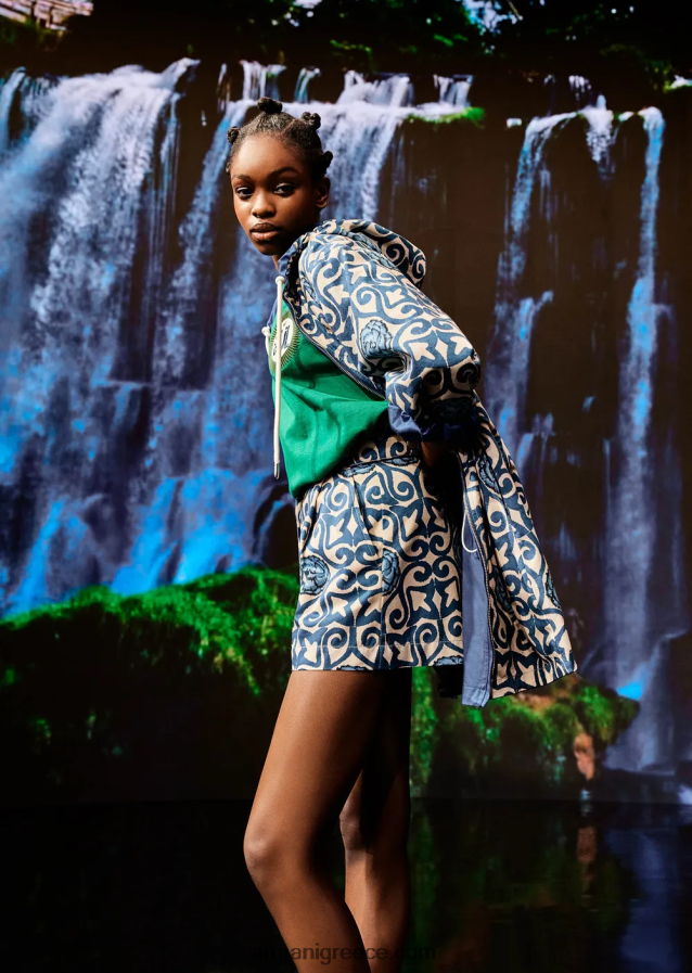 γυναίκες Armani βιώσιμη συλλογή βιολογικό αμερικάνικο μπλουζάκι με μπάλωμα 4046R6485 πράσινος