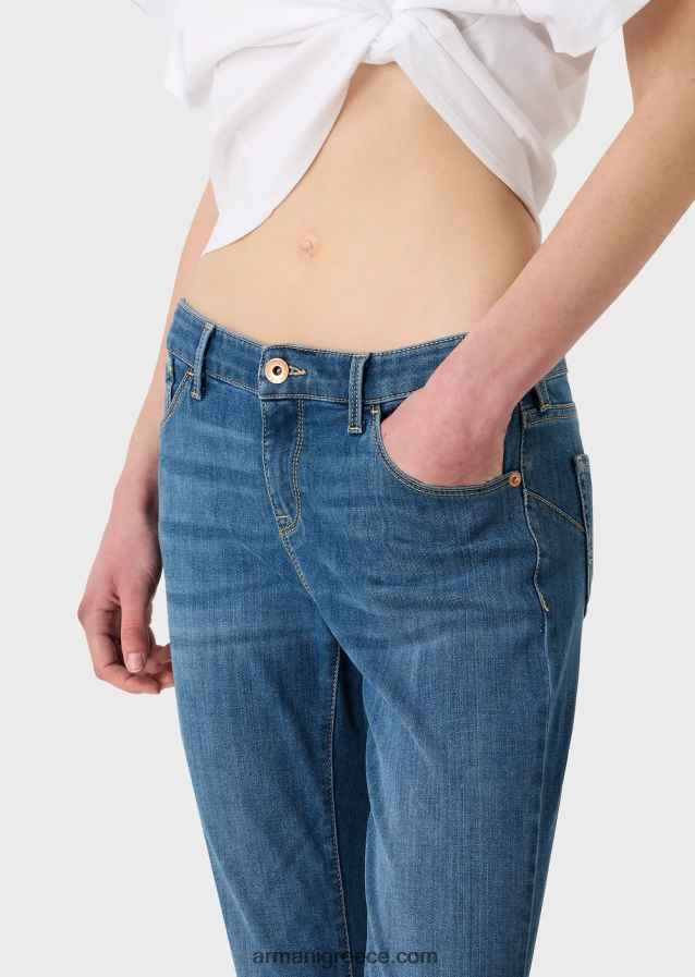 γυναίκες Armani j23 ψηλόμεσο, σούπερ στενό τζιν σε τζιν τεντσελ 4046R62748 μέτριο μπλε