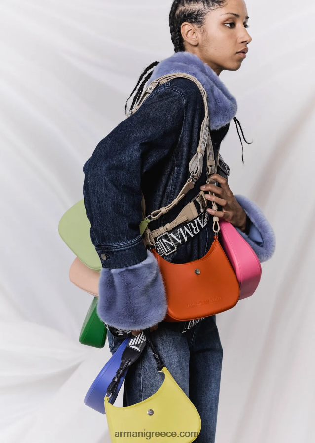 γυναίκες Armani Τσάντα ώμου από ανακυκλωμένο pvc gummy bag 4046R6646 μπλε ηλεκτρικ