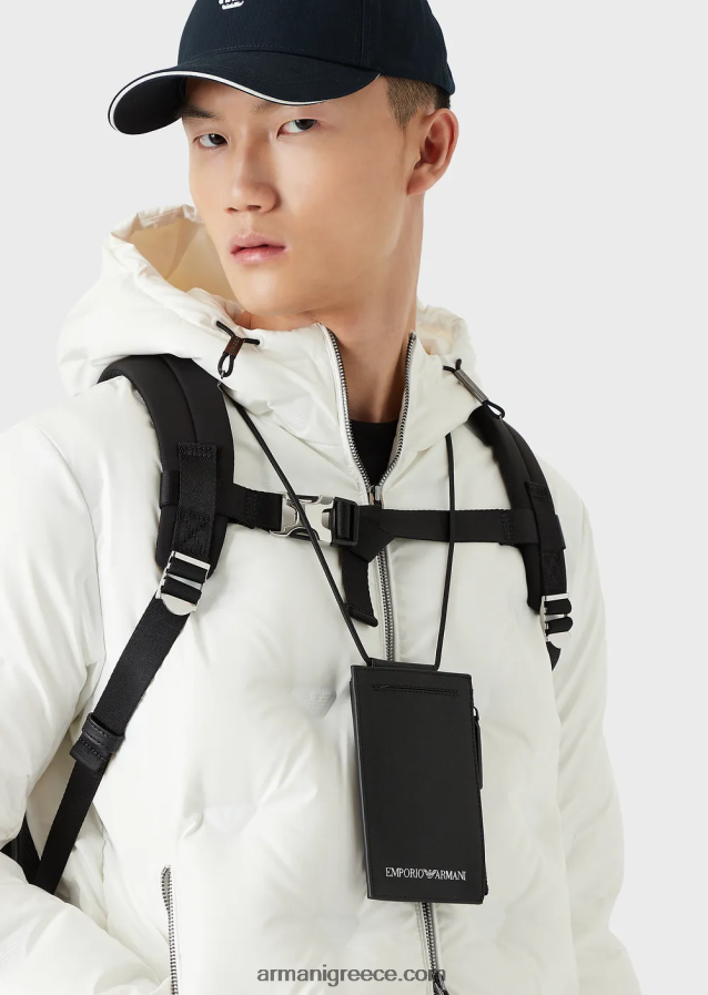 άνδρες Armani Θήκη τεχνολογίας από αναγεννημένο δέρμα με στάμπα saffiano, με εξωτερική τσέπη 4046R62206 μαύρος