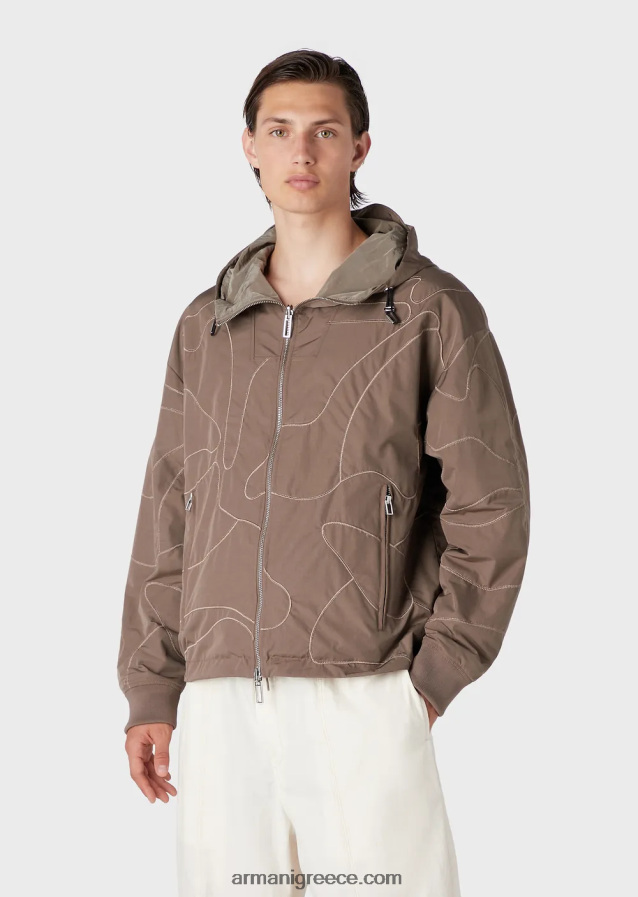 άνδρες Armani αναστρέψιμη μπλούζα με κουκούλα σε ασορτί χρώματος καμουφλάζ ελαφρύ κυματιστό νάιλον 4046R61305 καφέ