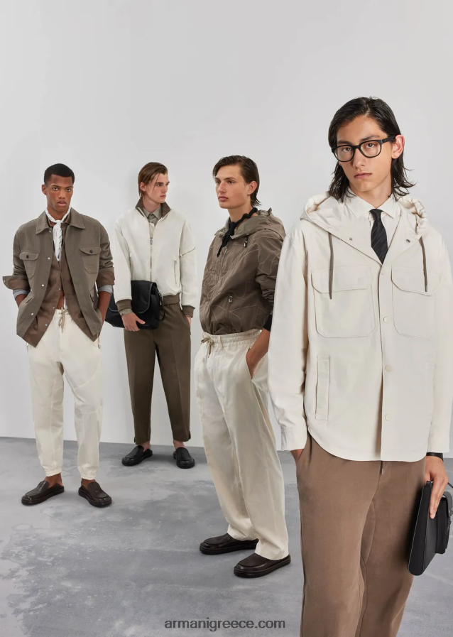 άνδρες Armani αναστρέψιμη μπλούζα με κουκούλα σε ασορτί χρώματος καμουφλάζ ελαφρύ κυματιστό νάιλον 4046R61305 καφέ