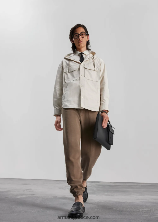 άνδρες Armani υδατοαπωθητικό σατέν νάιλον μπλουζόν με κουκούλα 4046R61310 μπεζ