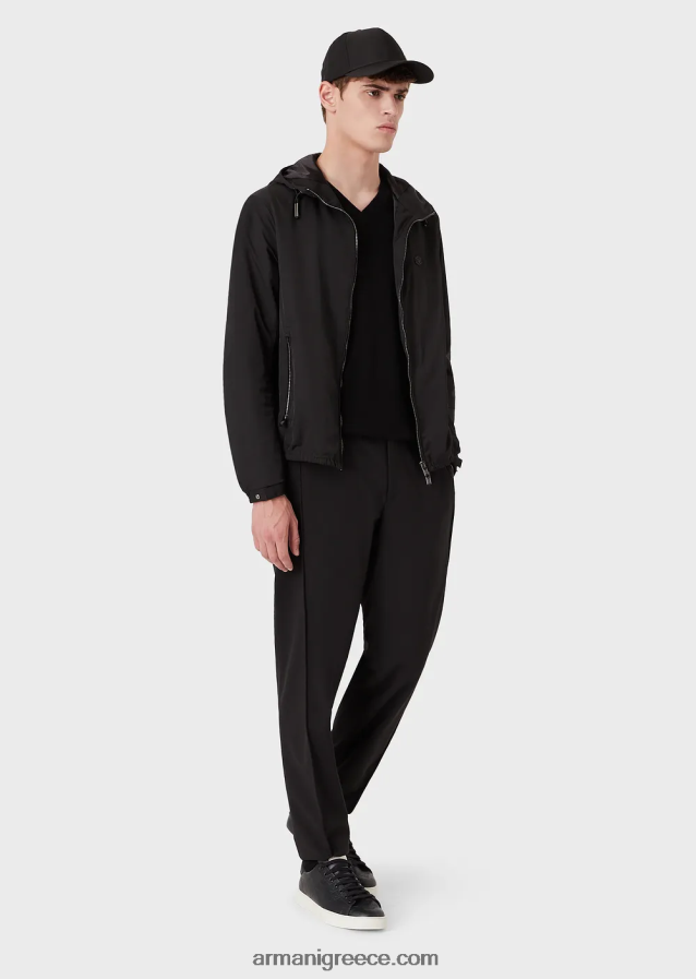 άνδρες Armani υδατοαπωθητικό νάιλον μπλούζον με κουκούλα και έμπλαστρο με λογότυπο 4046R61342 μαύρος