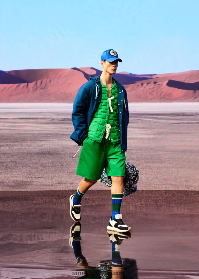 άνδρες Armani Μπουφάν βιώσιμης συλλογής με ανακυκλωμένο σατέν και επένδυση 4046R61350 πράσινος