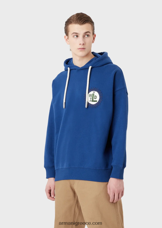 άνδρες Armani Φούτερ βιώσιμης συλλογής με κουκούλα με μπάλωμα από βιολογικό βαμβάκι από δέρμα ροδακινί 4046R61434 μπλε