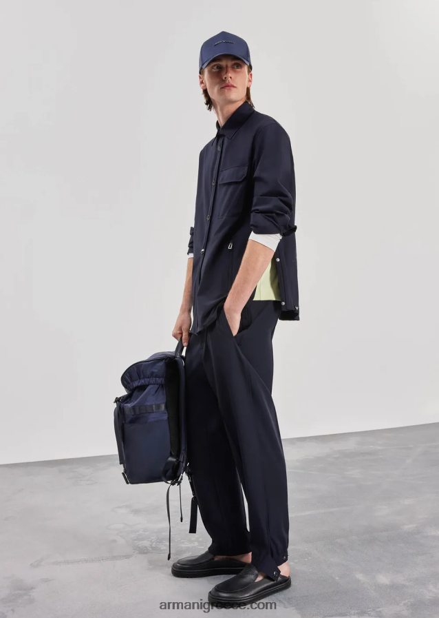 άνδρεςβαρύ μπλουζάκι ζέρσεϊ με κέντημα emporio armani σε στρατιωτική γραμματοσειρά 4046R61625 ανοιχτό πράσινο