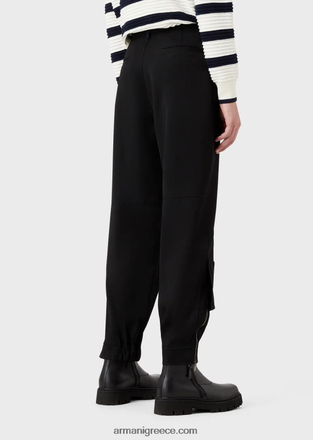 άνδρες Armani παντελόνι με ελαστικές μανσέτες στον αστράγαλο από εξαιρετικά ελαφρύ παρθένο μαλλί 4046R61498 μαύρος