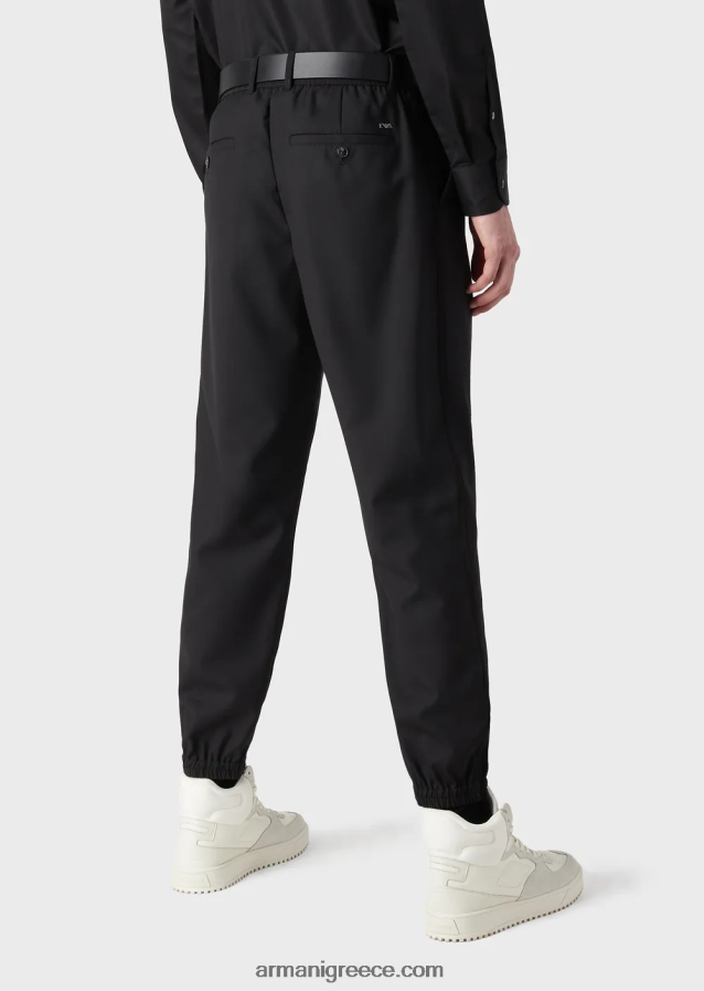 άνδρες Armani παντελόνι από μαλλί ripstop με ελαστικές μανσέτες στον αστράγαλο 4046R61483 μαύρος