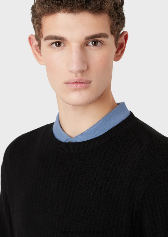 άνδρες Armani Μπλούζα από καθαρό παρθένο μαλλί με γεωμετρικό μοτίβο ζακάρ 4046R61245 μαύρος