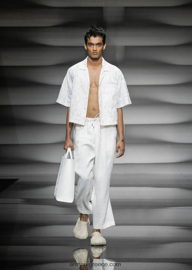 άνδρες Armani κοντομάνικο μπλουζόνι από νάιλον ριπ στοπ κεντημένο με ράφι 4046R61084 άσπρο