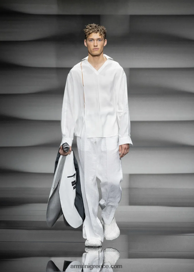 άνδρες Armani Πουκάμισο με λαιμόκοψη σε απαλό ύφασμα 4046R61114