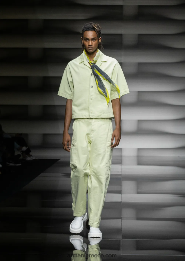 άνδρες Armani κοντομάνικο τζιν μπλουζόν με κέντημα l'amour 4046R61086 πράσινο ασβέστη