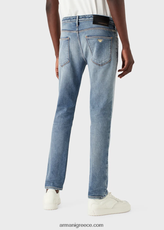 άνδρες Armani j06 slim-fit, σκισμένο ελαφρύ τζιν τζιν 4046R61188 γαλάζιο