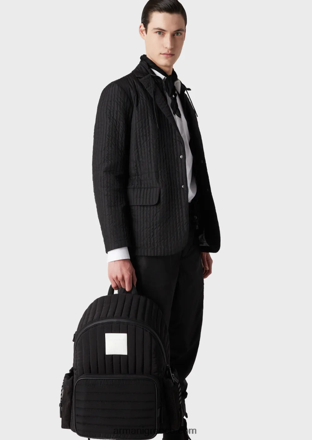 άνδρες Armani ανακυκλωμένο, καπιτονέ ripstop νάιλον σακίδιο πλάτης 4046R61945 μαύρος