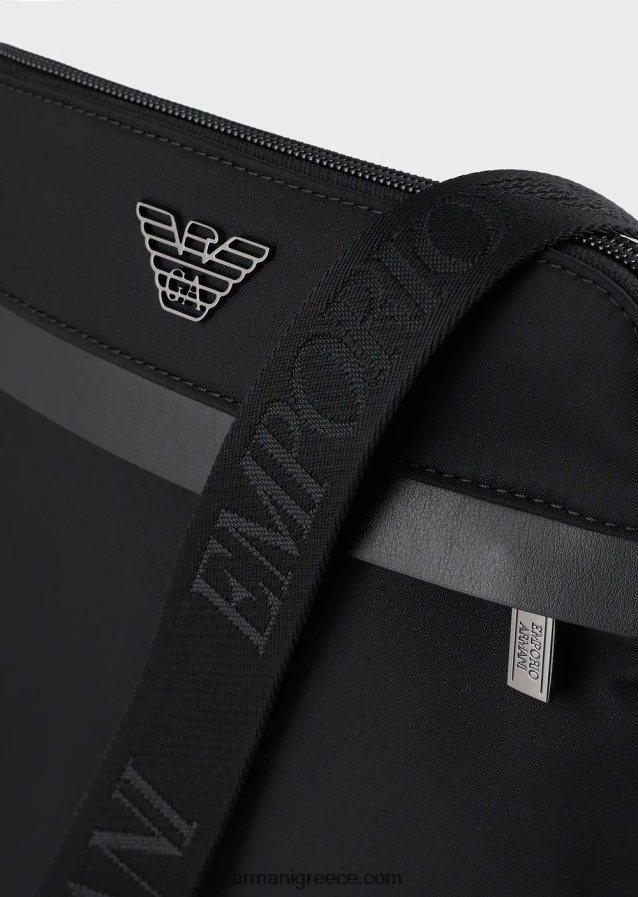 άνδρες Armani επίπεδη, ανακυκλωμένη νάιλον τσάντα ώμου 4046R61975 μαύρος