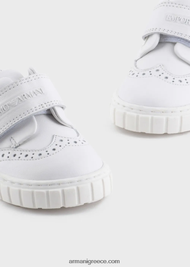 αγόρι Armani sneakers από μαλακό δέρμα με λεπτομέρεια στο φτερό και velcro 4046R62683 άσπρο
