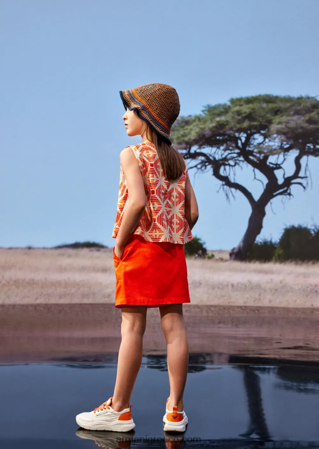 κορίτσι Armani Βιολογικό τοπ από μουσελίνα βιώσιμης συλλογής με στάμπα παντού 4046R62578 Τυπώνω